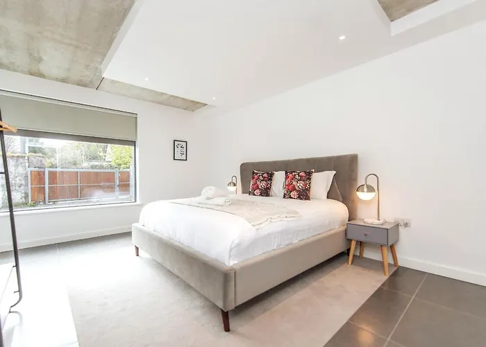 Modern Luxury -four Bed House Feriehus *