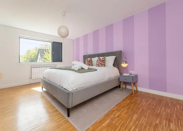 Feriehus Modern Luxury -four Bed House Galway