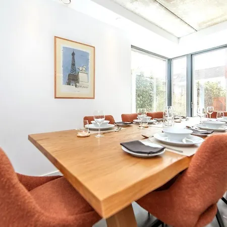 Modern Luxury -four Bed House * غالواي